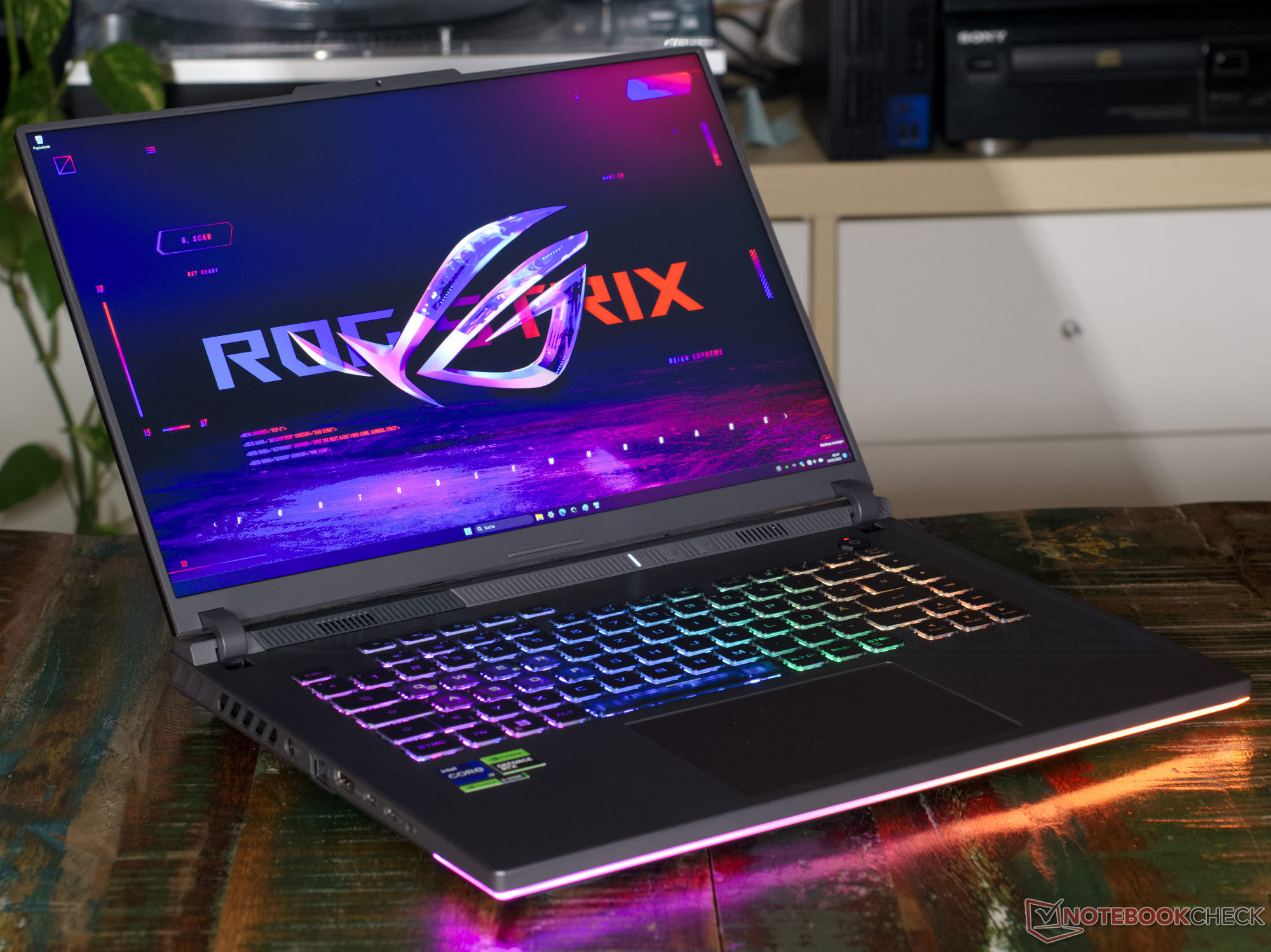 Featured image for "Amazon's Black Friday 2023 Deals: Asus ROG Strix G16 and Zephyrus Gaming Laptops at Unbeatable Prices"
