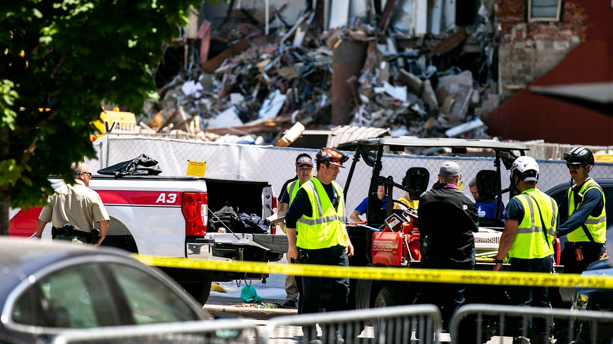 Davenport building collapse survivor loses leg during rescue