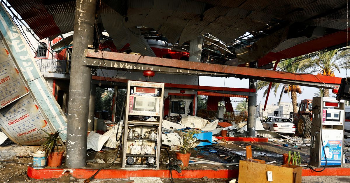 Israel's Airstrikes Escalate, Hamas Releases Hostages, and Palestinian Death Toll Rises