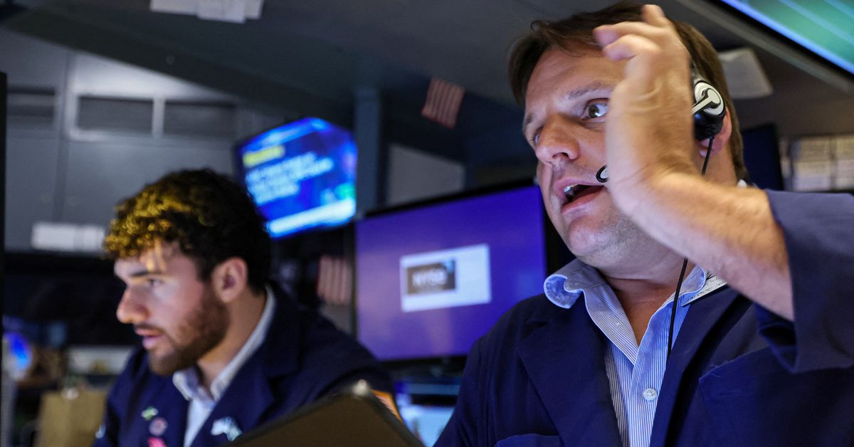 "China's Rate Cut Fails to Lift Global Stocks from 5-Week Lows"