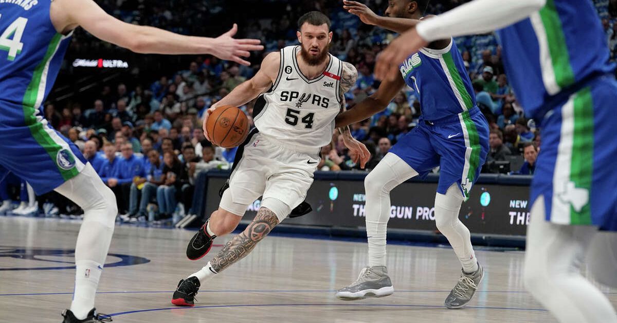 Featured image for Spurs dominate Mavericks in season finale.