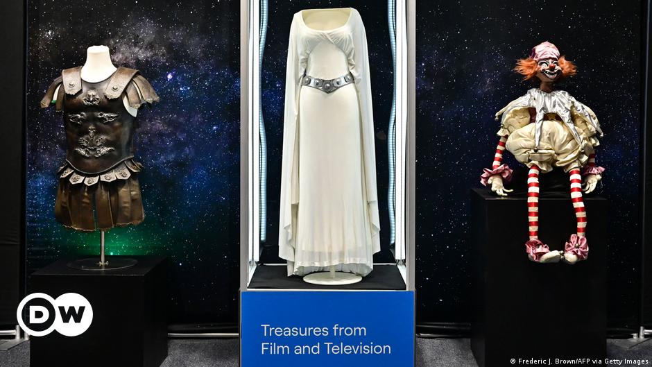 Featured image for Princess Leia's Iconic Gown Fails to Find a Buyer at Auction