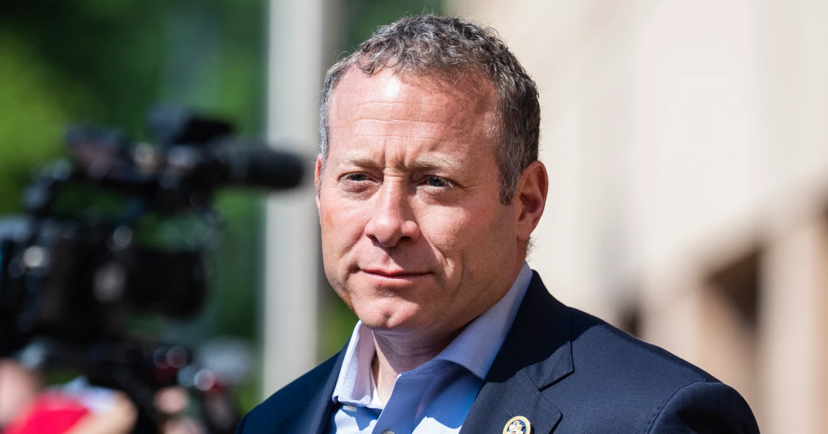 Featured image for Rep. Josh Gottheimer Announces 2025 New Jersey Governor Bid