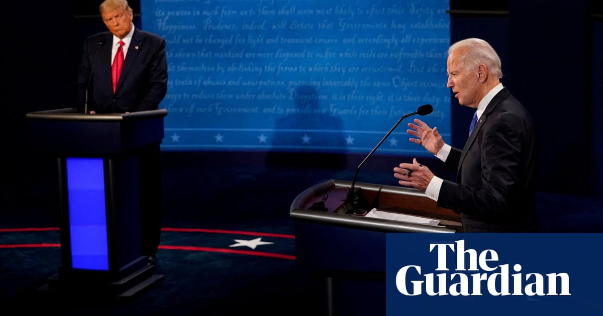 "Biden's Re-election Prospects Shaken as Trump Surges in Swing State Polls"