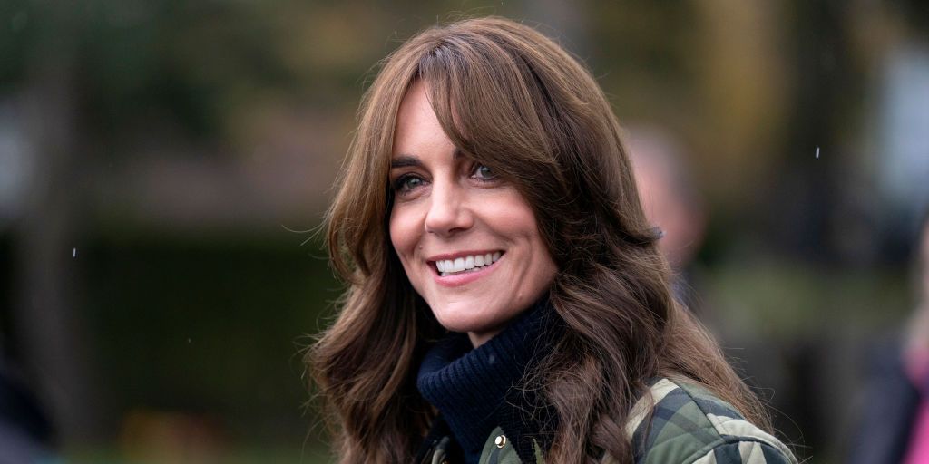 "Kensington Palace Provides Kate Middleton Update Amid Prince William's Absence from Memorial Service"