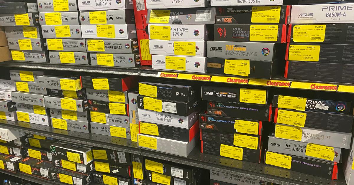Asus faces backlash over Ryzen-related warranty issues.