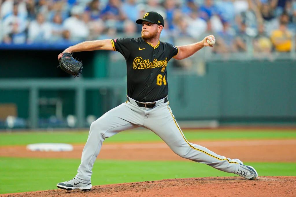 Mariners bolster bullpen with Ferguson acquisition from Pirates