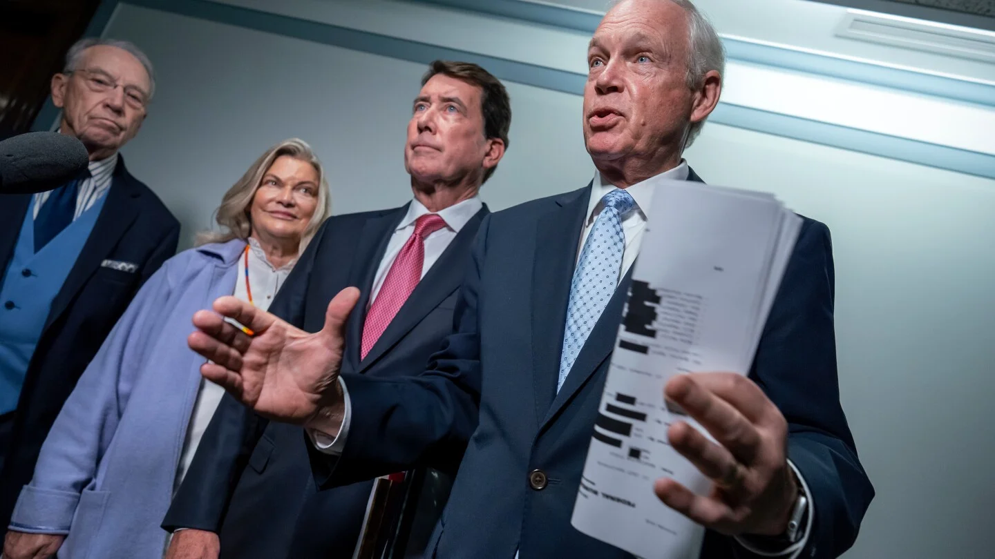 Featured image for FBI and Jack Smith scrutinized GOP senators' phone records in Jan. 6 investigation