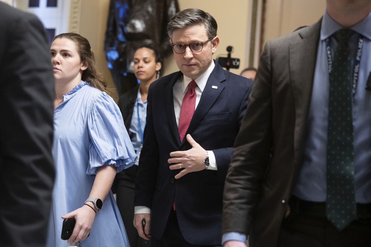 Featured image for "Mike Johnson's GOP Presentation: The Controversial Invocation of God"