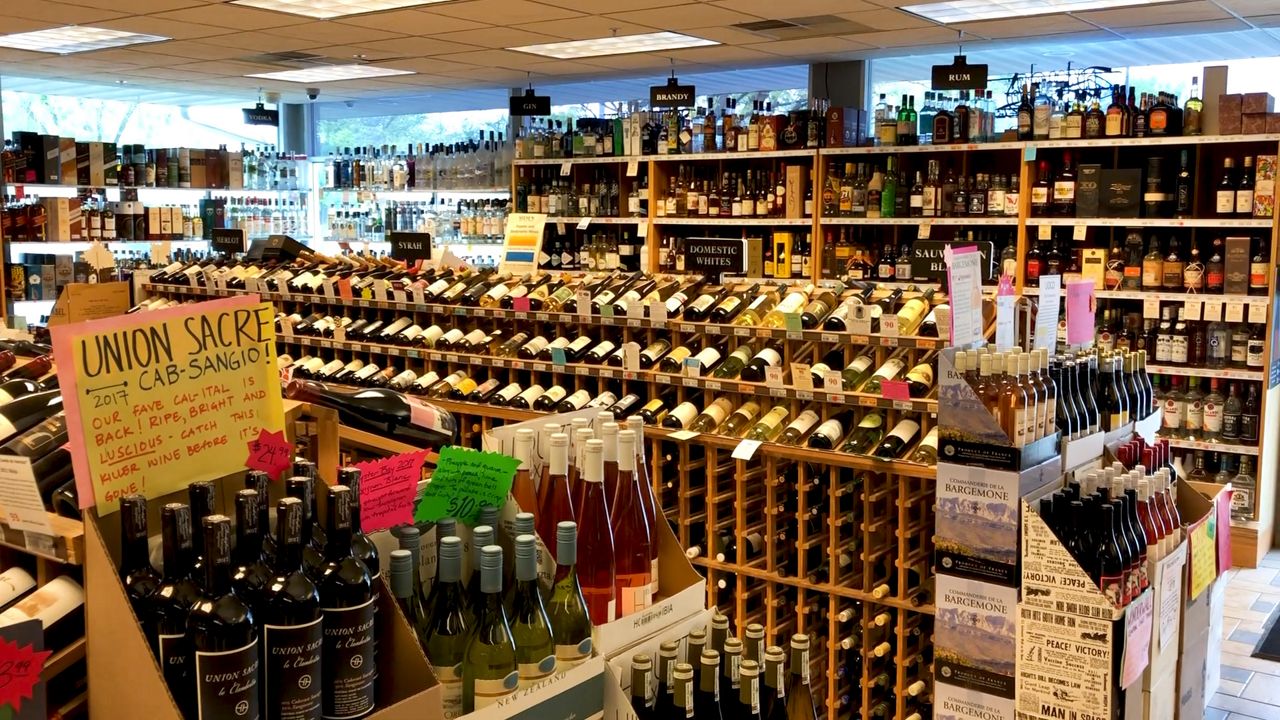 Featured image for "Gov. Hochul Expands Sunday Alcohol Sales in NY State, Easing Restrictions"