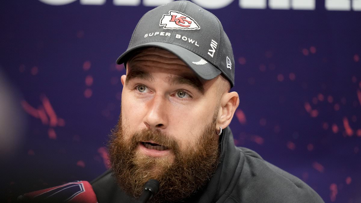 "Travis Kelce's Support for Taylor Swift Amid Grammys Controversy"