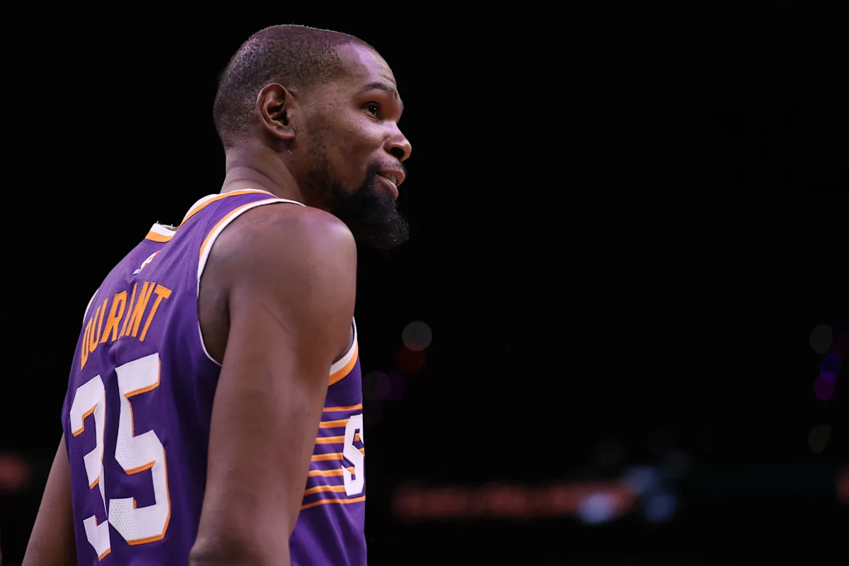 Featured image for Suns Nearing Trade of Kevin Durant to Rockets for Green and Draft Picks