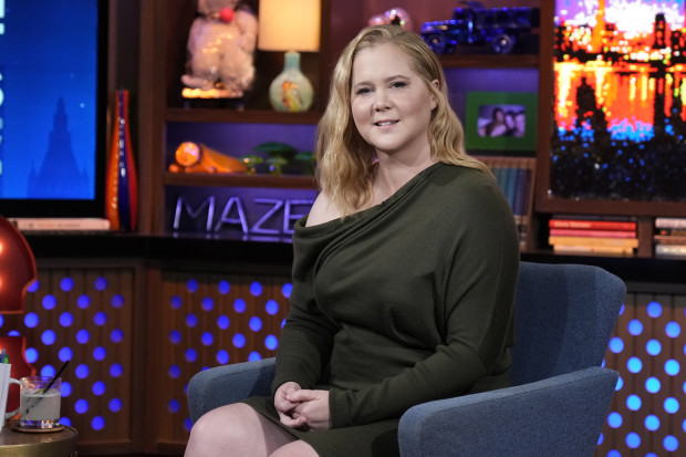 Amy Schumer's Candid Take on Al Pacino and Robert De Niro's Late Fatherhood