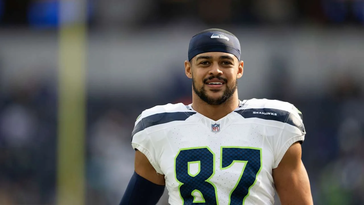 Bengals Sign Ex-Seahawks TE Noah Fant, Adding a New Weapon for Burrow