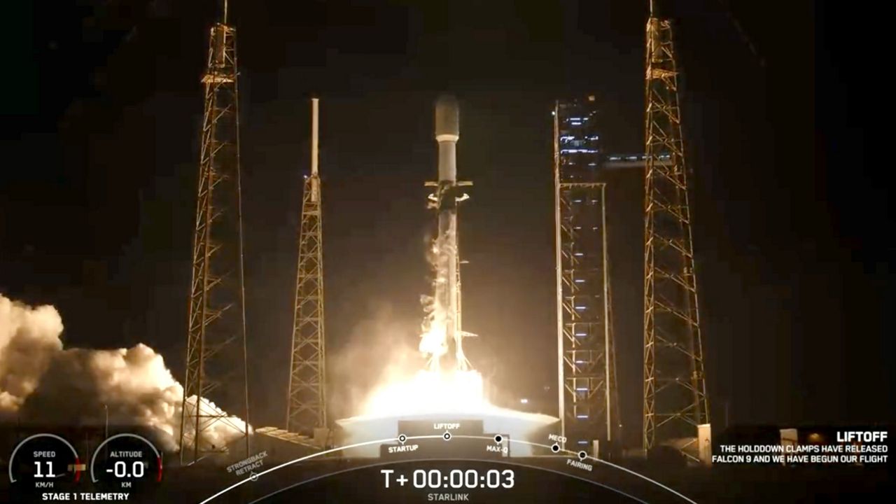 "SpaceX Launches Starlink 6-49 Mission"