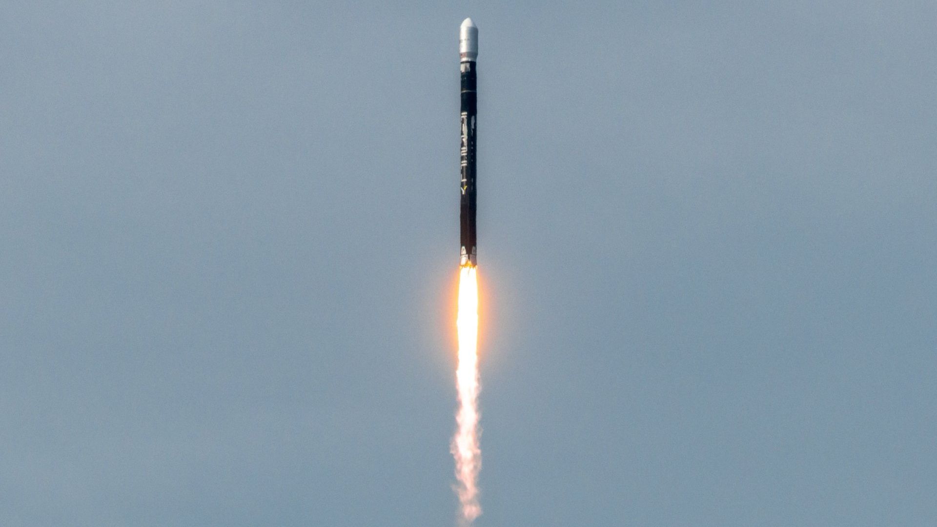 Featured image for Firefly Aerospace's Alpha Rocket Explodes During Testing, Stock Plummets