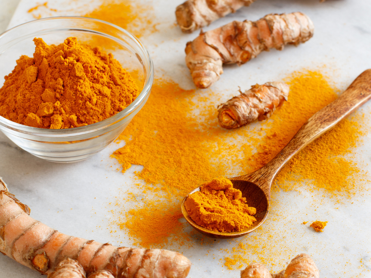 Featured image for "Maximizing Turmeric Benefits: Raw vs. Powder"