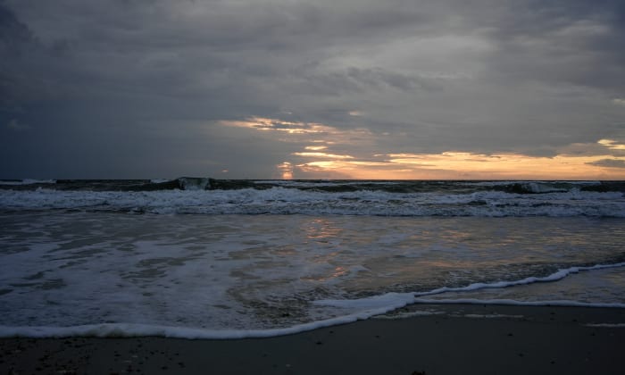 Featured image for "Chilly Conditions: Central and Southwest Florida Brace for Cooler Temperatures"