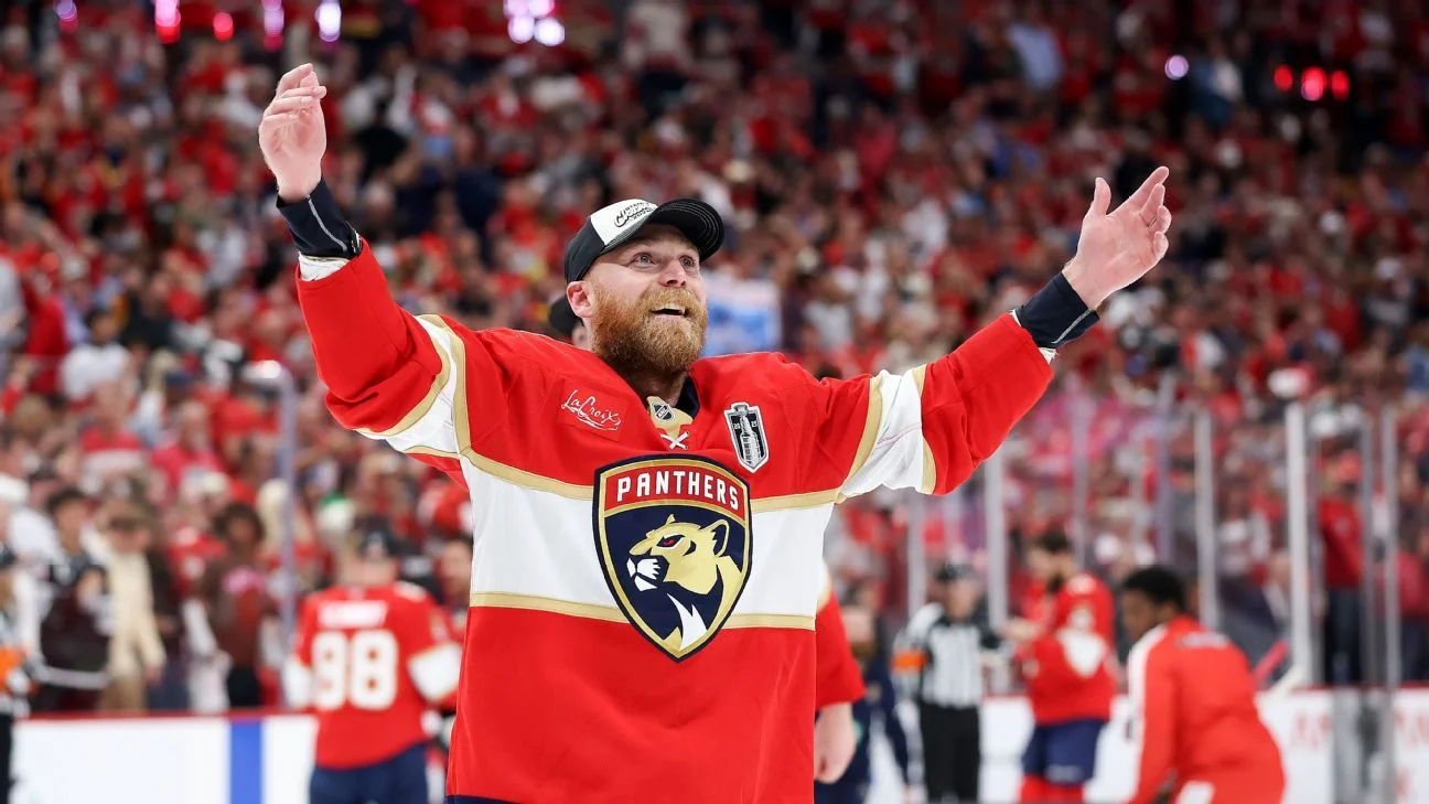Featured image for Panthers' Bennett Wins Conn Smythe Trophy