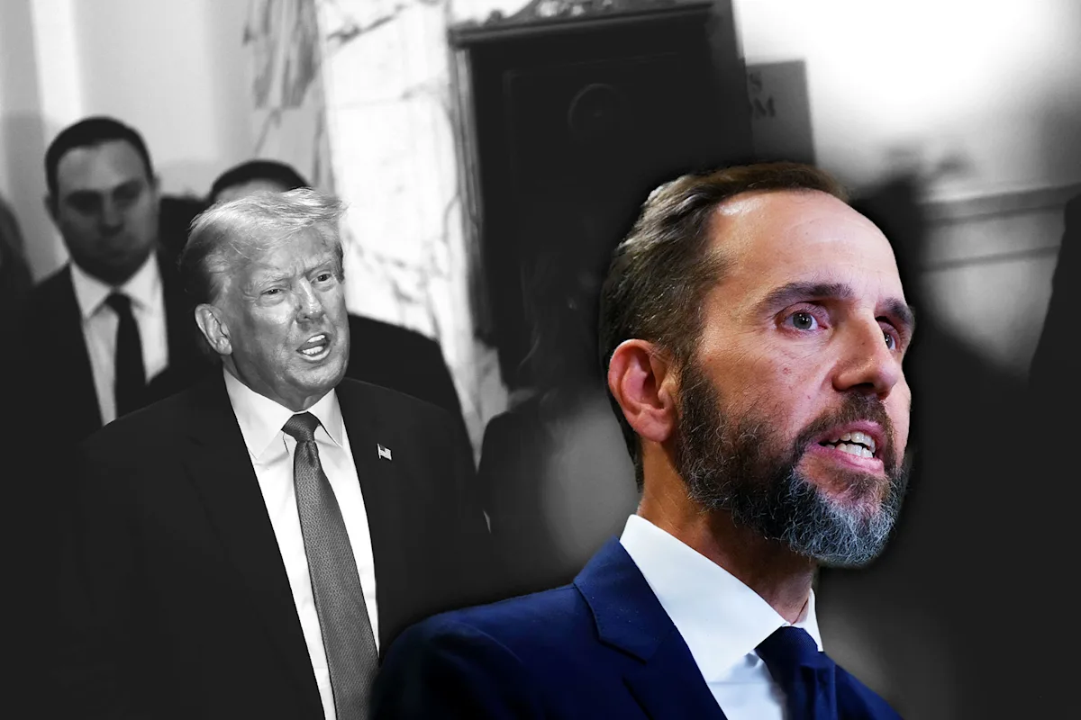 "Legal Experts: Jack Smith Uses Trump's Own Argument Against Him"