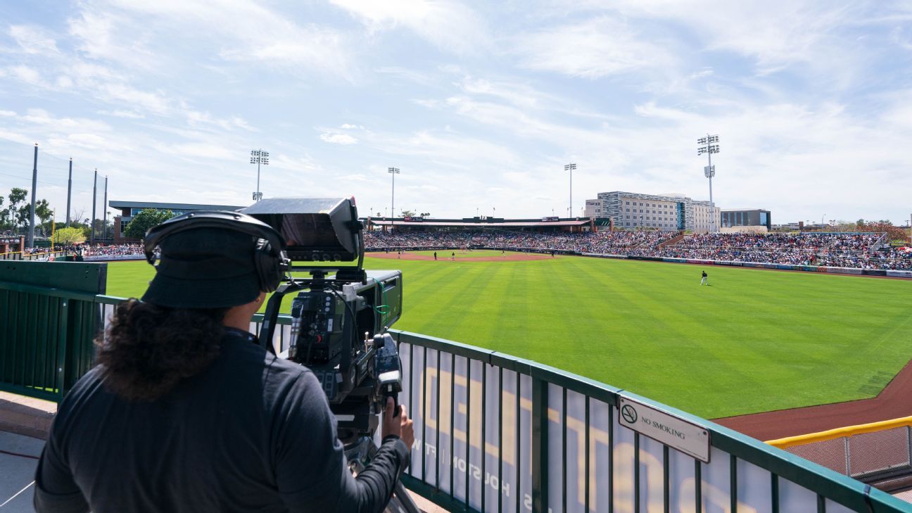 Featured image for MLB and Reds Challenge Diamond Sports' Reorganization Amid New TV Deal