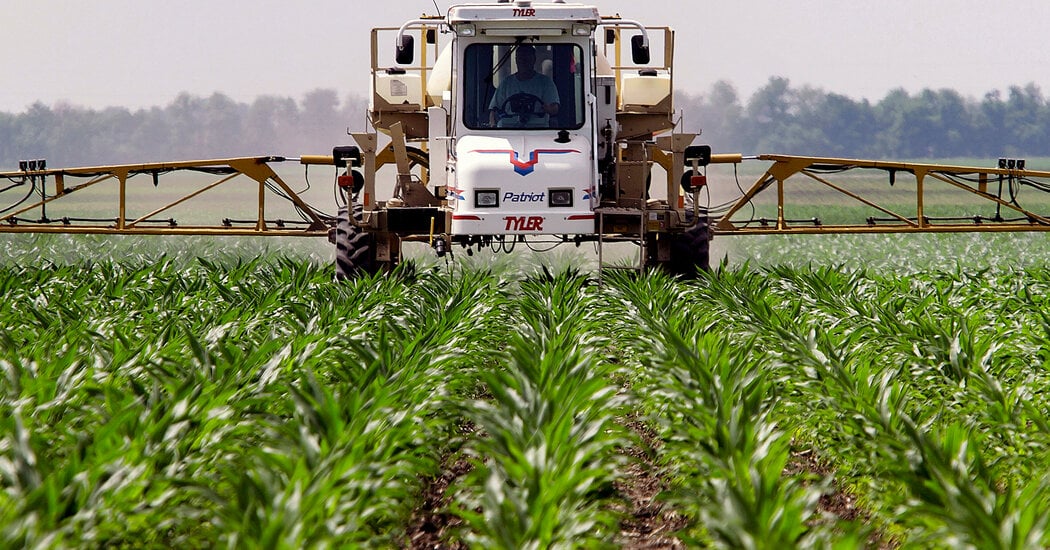 Featured image for Study on Roundup Retracted, Heightening Safety Concerns