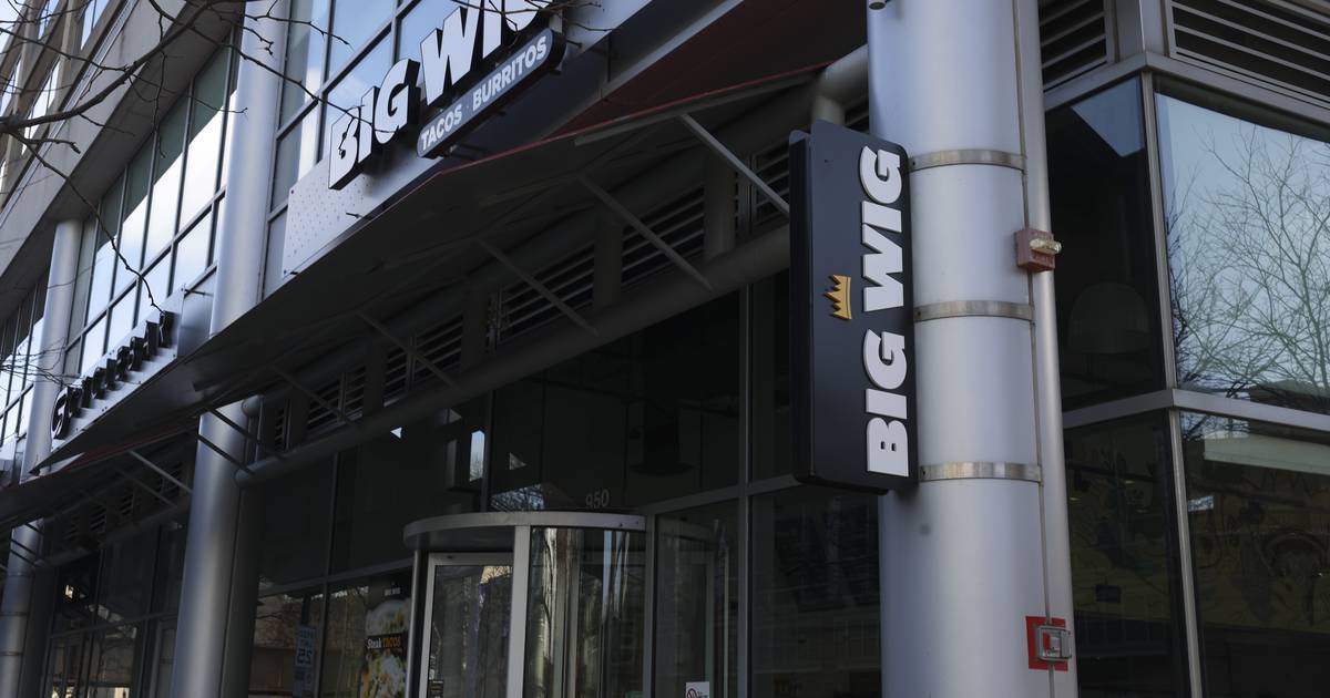 Featured image for Investigation reveals $1 burrito event as source of norovirus outbreak at Northwestern University