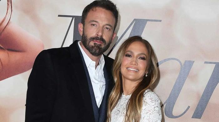 Featured image for Ben Affleck Praises Jennifer Lopez Amid Divorce Rumors