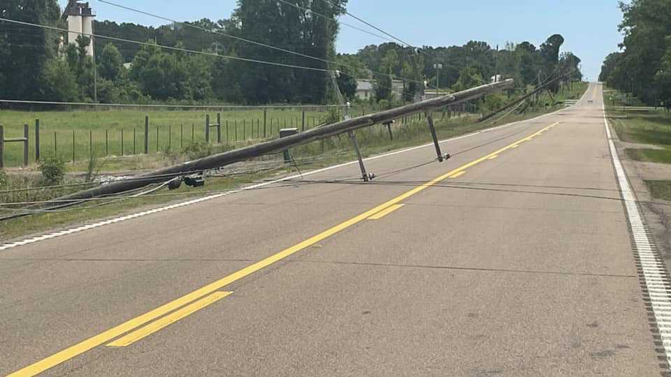 Featured image for Severe weather causes widespread power outages in multiple states.