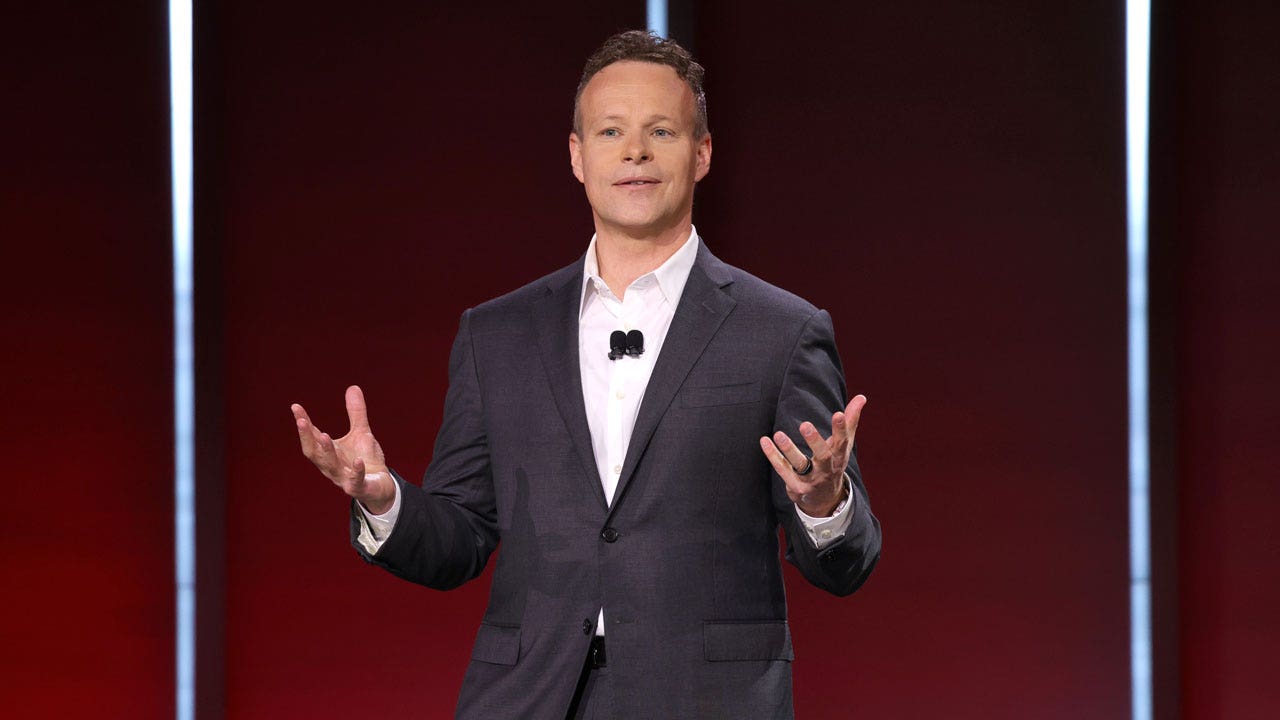 Featured image for The downfall of Chris Licht at CNN.