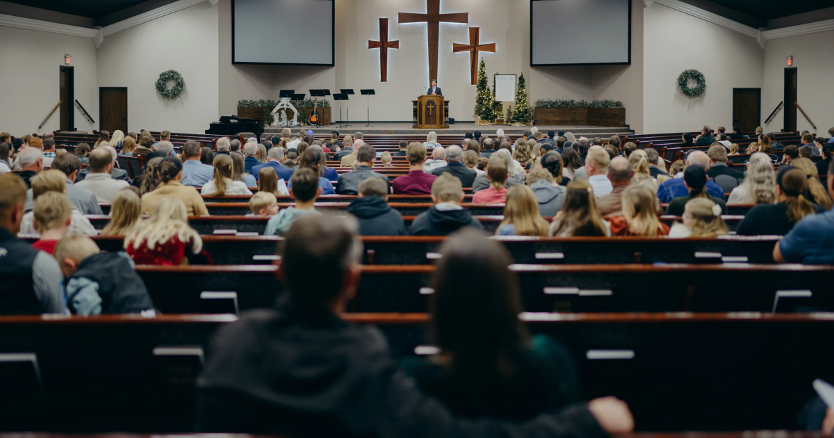 Featured image for US measles cases surge to 2,000, the highest in over three decades