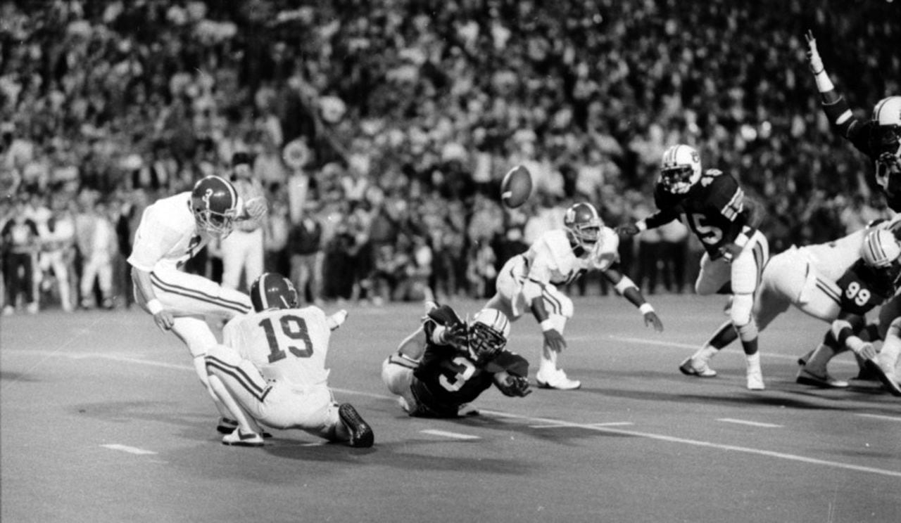 "The Ultimate Guide to the Iron Bowl: Rankings, Forecasts, and Keys to Victory"