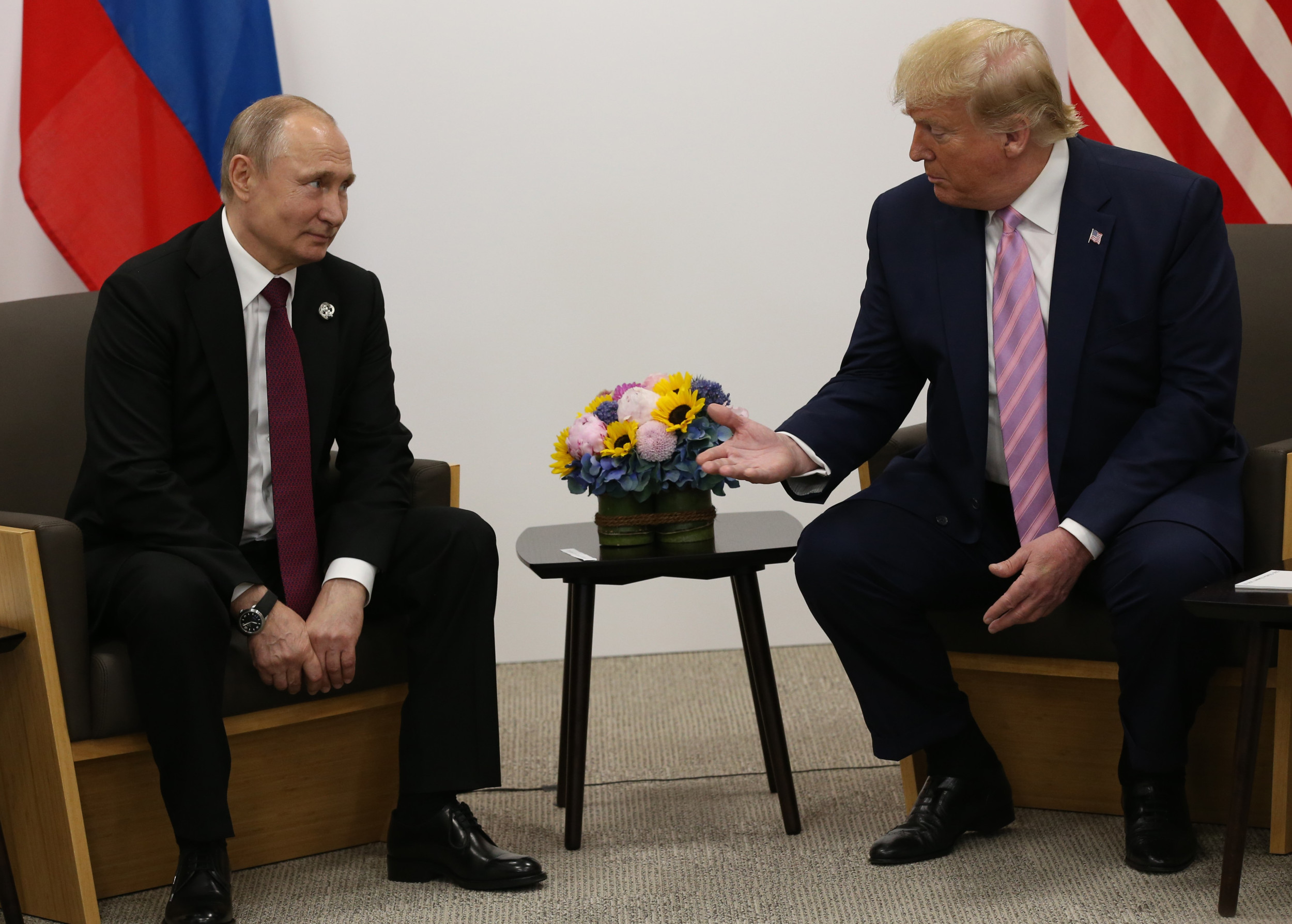 "Putin Reveals Trump's Private Election Discussions and Jealousy"