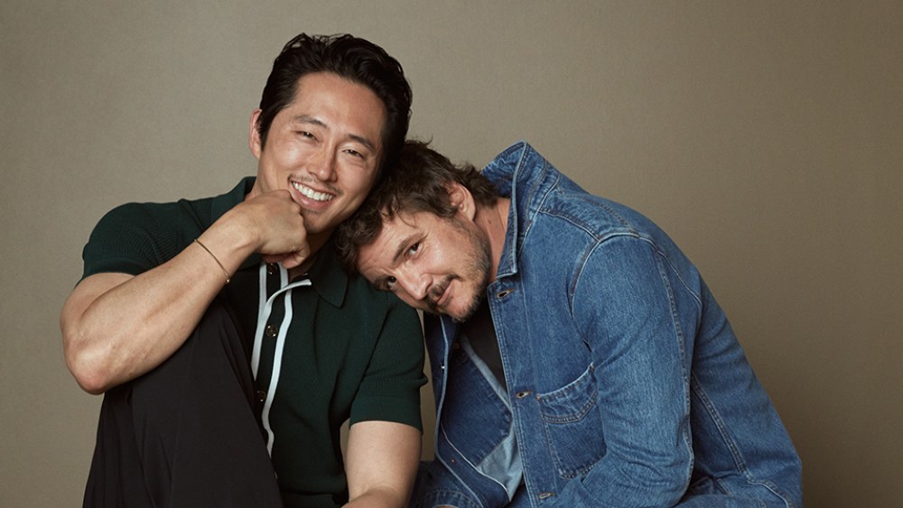 Pedro Pascal and Steven Yeun Discuss Zombies and Road Rage.