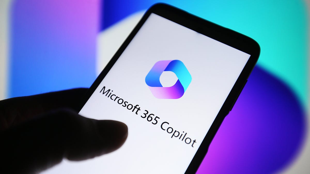Featured image for "Microsoft's AI Copilot Enhances OneNote Note-Taking Experience"