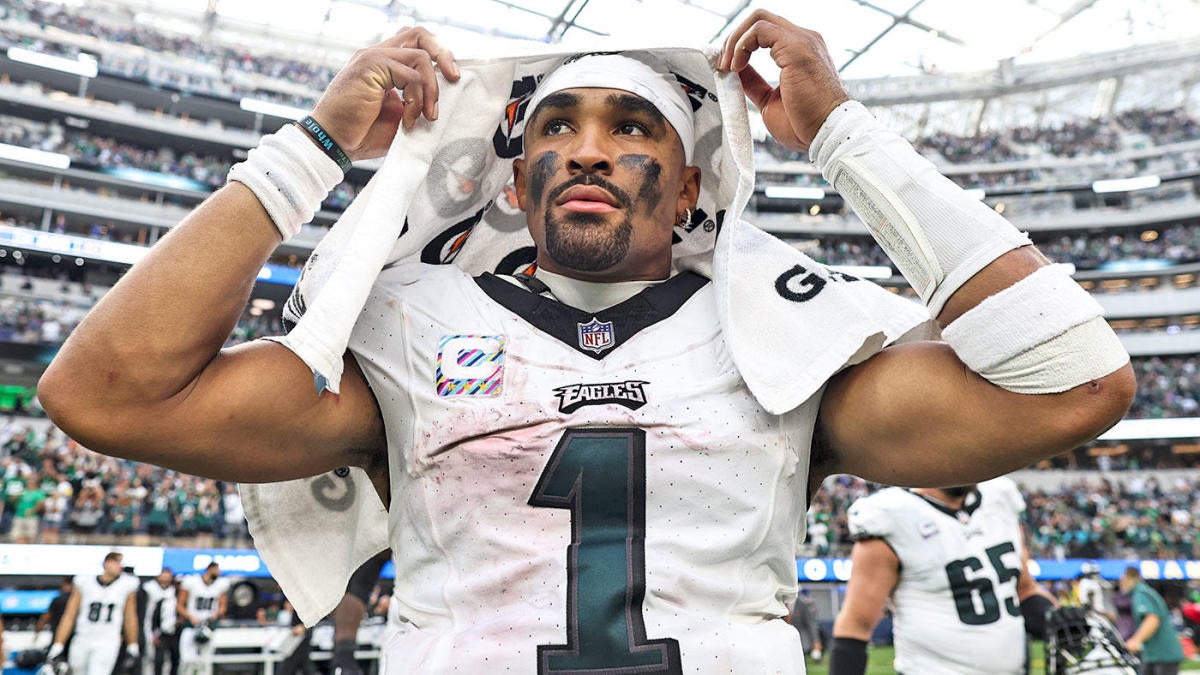 "NFL Week 7: High-scoring Eagles vs. Dolphins, Ravens favored, and betting insights"