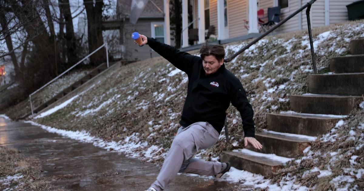 Featured image for "Icy Weather Paralyzes St. Louis: Schools, Businesses Closed"