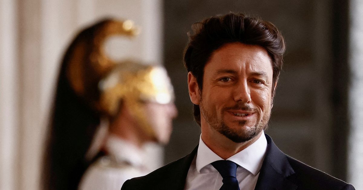 Featured image for Italian PM Giorgia Meloni Ends Relationship with Partner Over Sexist TV Remarks