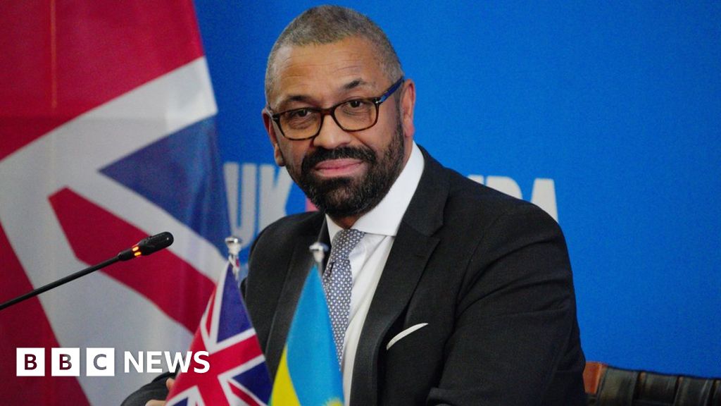 "James Cleverly's Rwanda Asylum Treaty Addresses Supreme Court Concerns"