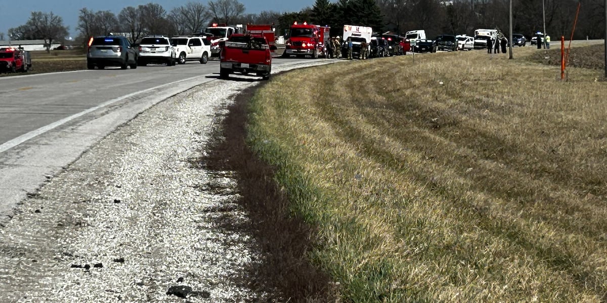 Featured image for Tragic Crash: School Bus and Semi Collision Claims 5 Lives