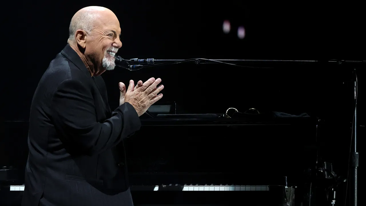 Featured image for Billy Joel Performs First Concert After Brain Disorder Diagnosis