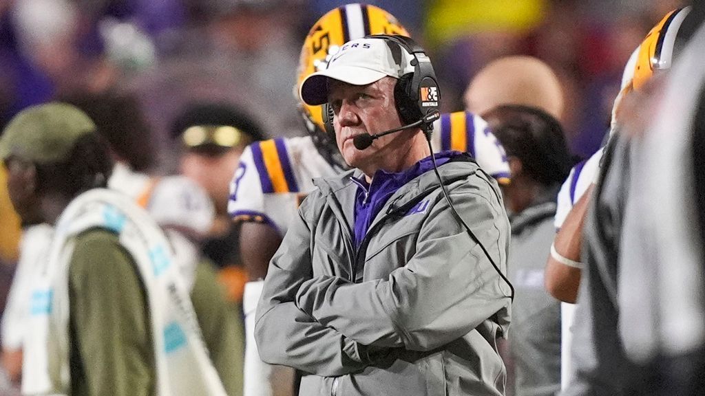 Brian Kelly Faces Challenges as LSU's Playoff Hopes Fade