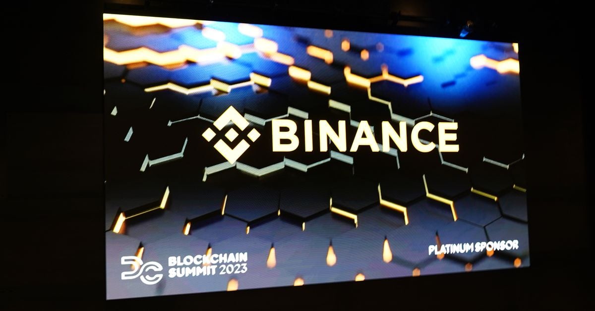 Binance's Troubles: Impact on Reputation and Outflows.