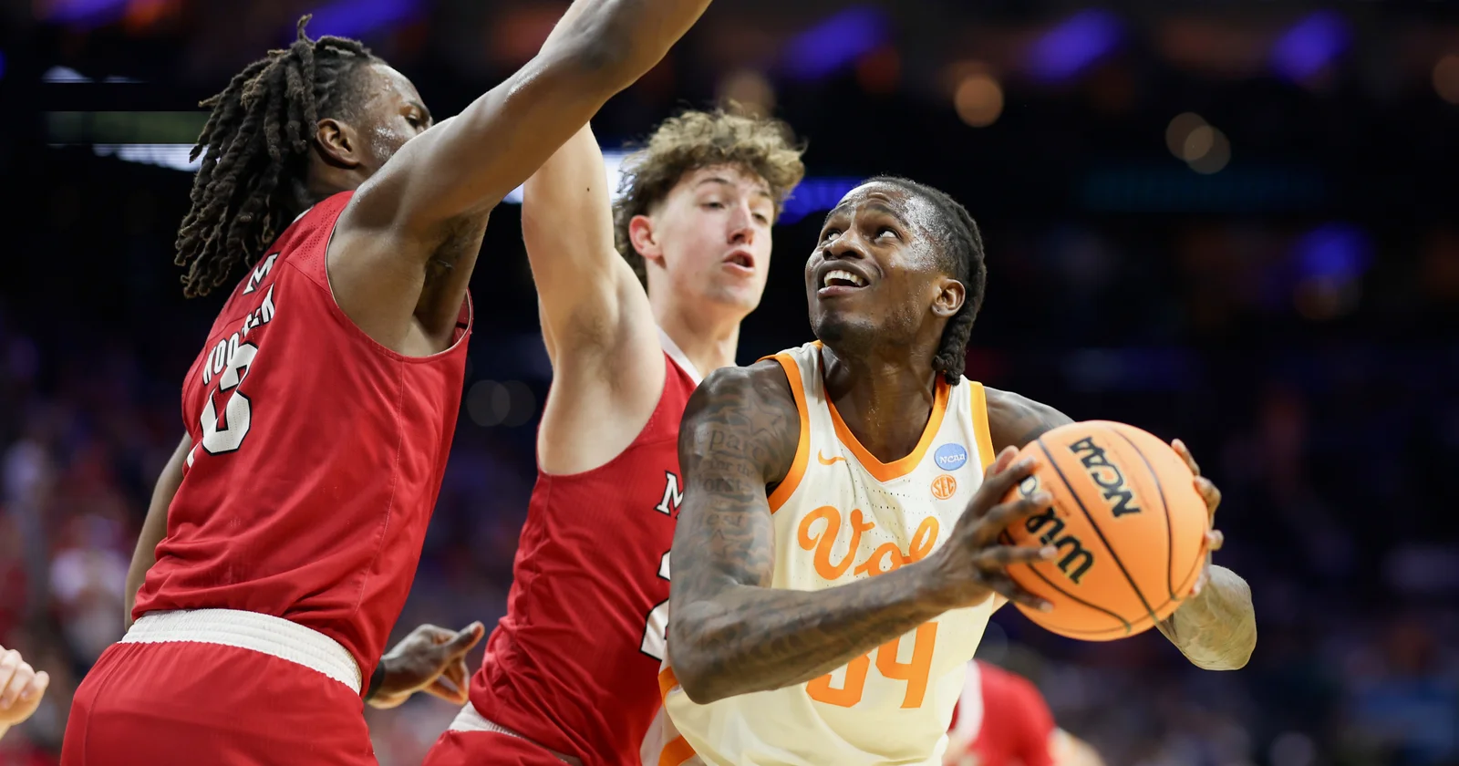 Vols-Cavs Philly showdown sets up Sweet 16 bid