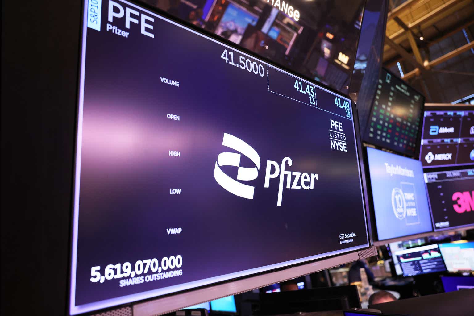 "Pfizer's Irresistible Value: A Compelling Investment Opportunity"