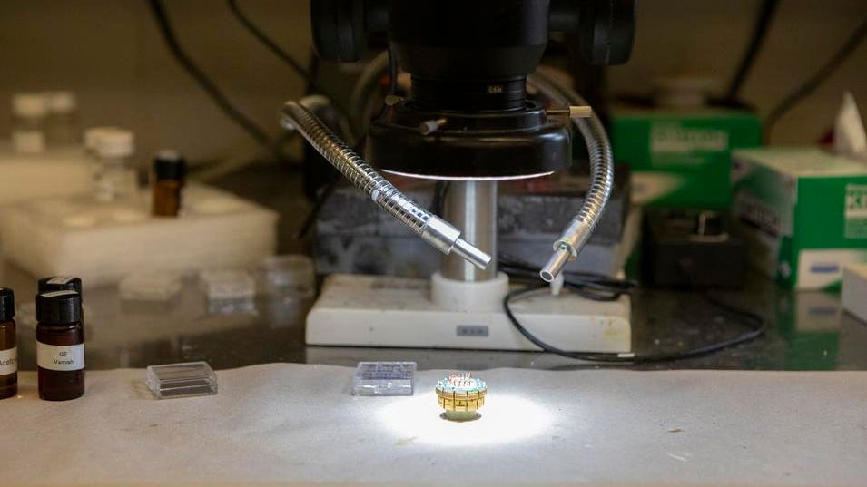 Featured image for The Rise and Fall of the Internet's Superconductor Sensation