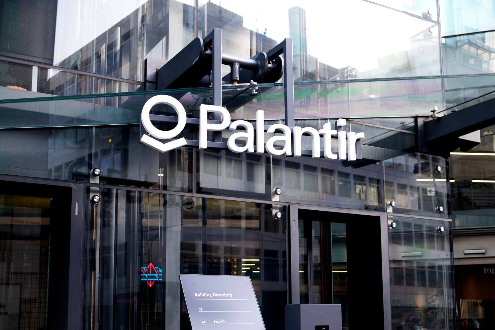 Featured image for Palantir's Resilience and Growth Amid Market Fluctuations