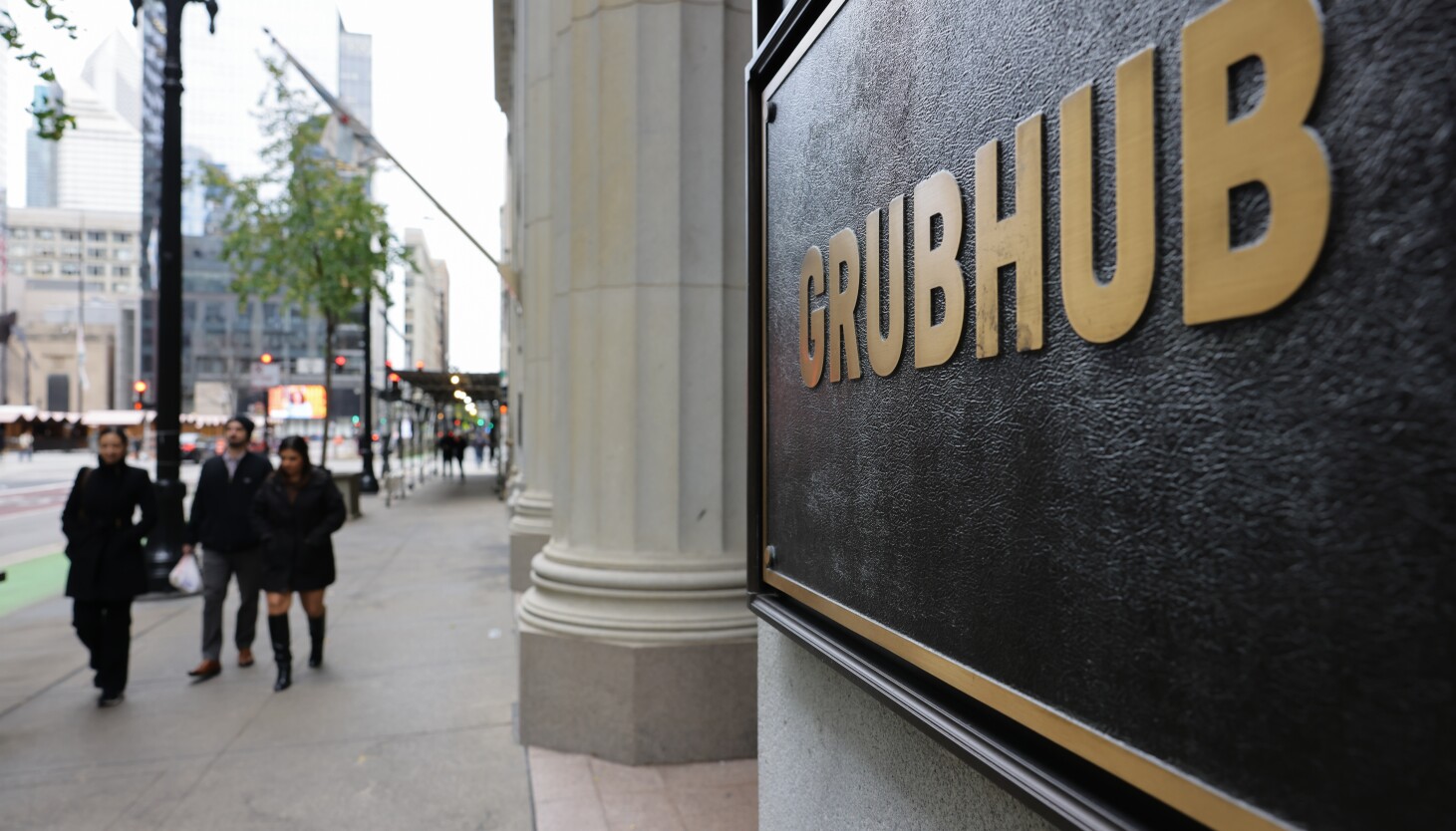 Featured image for Ex-Walmart Exec's Startup Acquires Grubhub for $650M