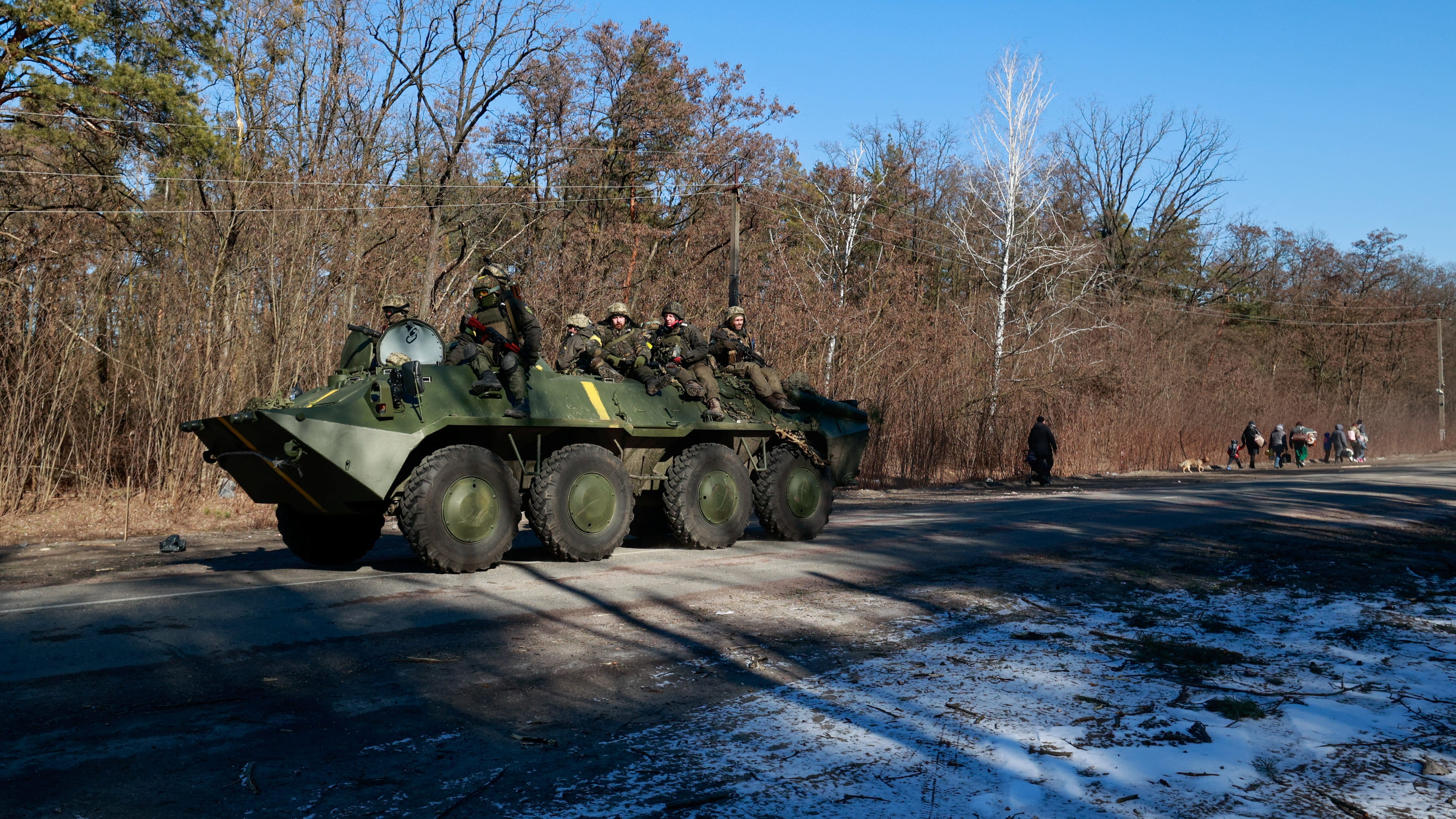 "Russia and Ukraine Exchange Hundreds of POWs Following Deadly Plane Crash"