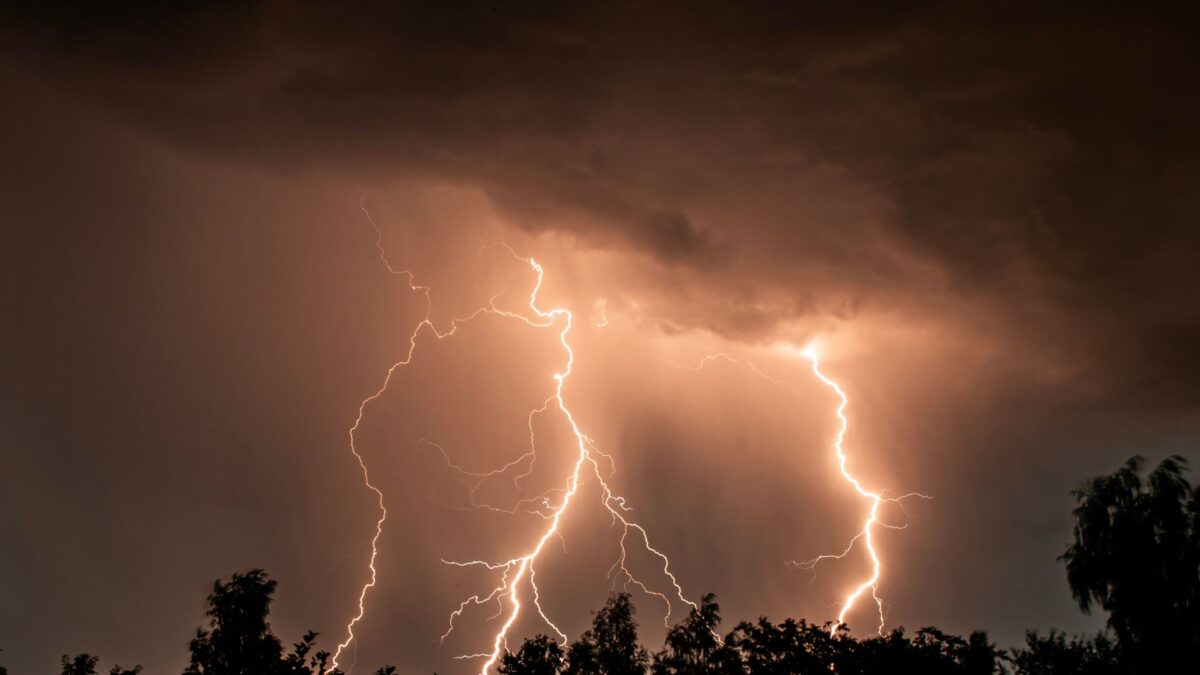 Featured image for Thunderstorms Trigger Asthma Emergencies